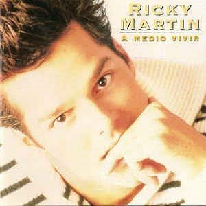 Ricky Martin - A Medio Vivir